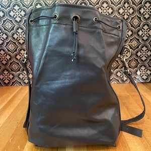 Looptworks Alaska Airlines Knox Bucket Bag